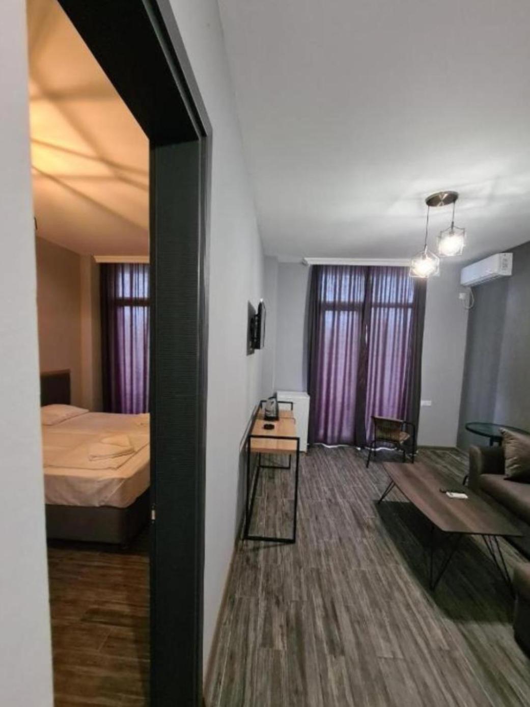 Casa Del Mar Otel Kvariati Oda fotoğraf