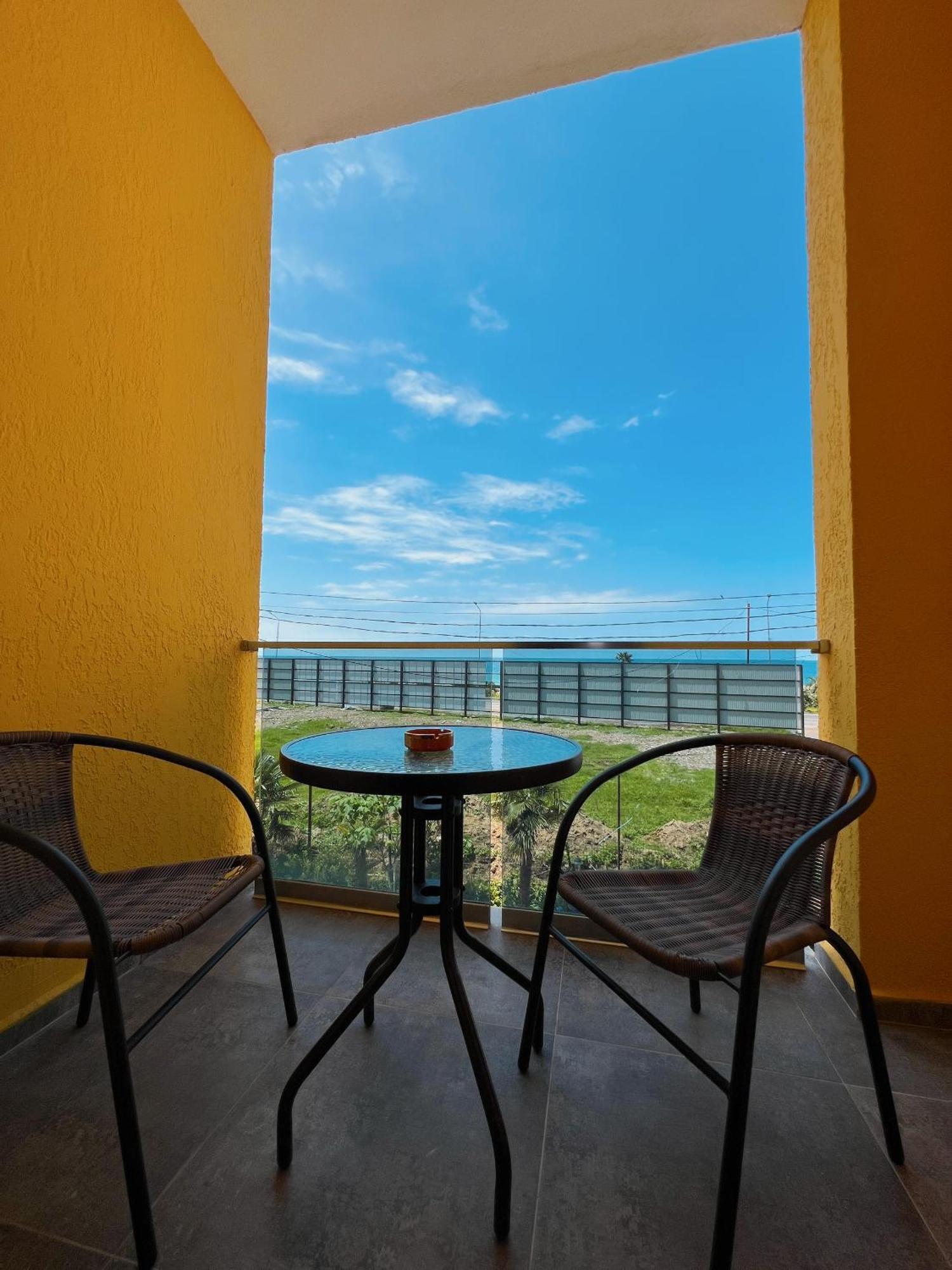 Casa Del Mar Otel Kvariati Dış mekan fotoğraf